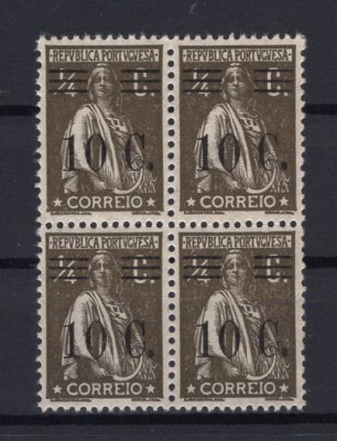 1928 - Afinsa nº 453. Ceres com sobretaxa. Selos de 10c/1/4c EM QUADRA. Novos SEM CHARNEIRA (**) e com goma original. Papel liso, 12x11 1/2. Em boas condições.