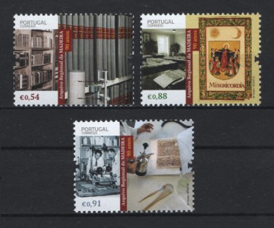 2021 - Afinsa nº 5383/5385. Arquivo Regional da Madeira - 90 Anos. Série nova sem charneira. Goma Original. Em boas condições.