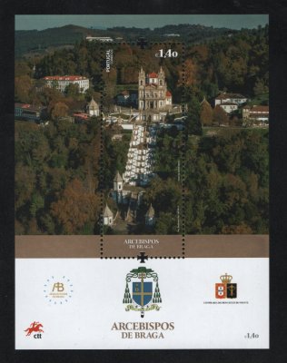 2017 - Bloco nº 579. Arcebispos de Braga (1º grupo). Novo sem charneira. Em boas condições.