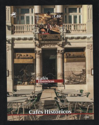 2017 - Bloco nº 582. Cafés Históricos (2º grupo). Novo sem charneira. Em boas condições.