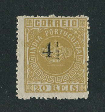 1881 - Afinsa nº 73a. Coroa com sobretaxa. Selo de 4 1/2r/20r novo sem goma como emitido. Denteado 13 1/2. Em boas condições.