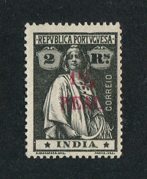 1922 - Afinsa nº 322f. Ceres com sobretaxa. Selo de 1 1/2r/2r novo, SEM GOMA. Papel esmalte. Estrelas: I-I (posição normal). Em boas condições.