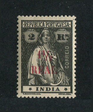 1922 - Afinsa nº 322g. Ceres com sobretaxa. Selo de 1 1/2r/2r novo, COM CHARNEIRA (*) e goma original. Papel pontinhado. Estrelas: II-II (posição normal). Em boas condições.