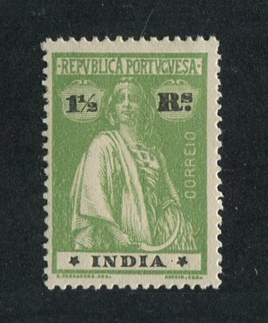 1914 - Afinsa nº 255f. Ceres. Selo de 1 1/2r novo, COM CHARNEIRA (*) e goma original. Papel pontinhado, denteado 15x14. Estrelas: II-II (posição normal). Em boas condições.