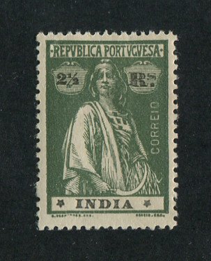 1914 - Afinsa nº 257f. Ceres. Selo de 2 1/2r novo, COM CHARNEIRA (*) e goma original. Papel pontinhado, denteado 15x14. Estrelas: II-II (posição normal). Em boas condições.