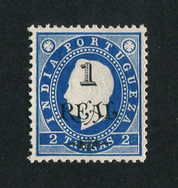 1902 - Afinsa nº 167. D. Luis I com sobretaxa. Selo de 1r/2T novo sem goma. Denteado 12 1/2. Em boas condições.