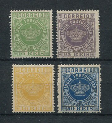1880 - Afinsa nº 57/61. Reimpressões de 1905. Tipo Coroa. Série completa.  O selo de 50r é COM CHARNEIRA (*) e goma original, os restantes não têm goma. Em boas condições.