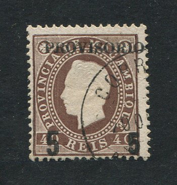 1893 - Afinsa nº 27c. D. Luis I fita direita com sobrecarga. Selo de 5r/40r usado. Sobrecarga 4 a preto. Algarismo "5" MAIOR À ESQUERDA com 5mm de altura. Tem uma pequena reparação.