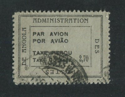 1945 - Sobretaxa do Correio Aéreo. Afinsa nº 4. Legenda "TAXE PERÇU/TAXA COBRADA" . Selo de 2.70A usado. Em boas condições.