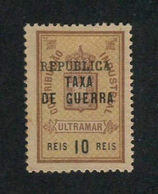 1919 - Imposto postal nº 1. TAXA DE GUERRA. Selo de 10 reis novo, COM CHARNEIRA (*) e goma original. Em boas condições.