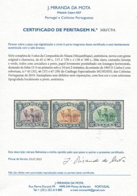 1903 - Afinsa nº 45/47. D. Carlos I com sobretaxa. Série completa nova, COM CHARNEIRA (*) e goma original. Com CERTIFICADO DE PERITAGEM. Em boas condições.