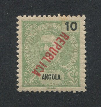 1914 - Afinsa nº 158B. D. Carlos I com sobrecarga local REPUBLICA. Selo de 10 reis novo, COM CHARNEIRA (*) e goma original. SOBRECARGA INVERTIDA. Em boas condições.