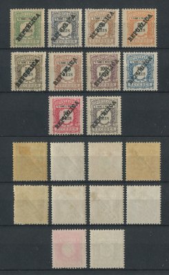 1913 - Porteado. Afinsa nº 31/40. Com sobrecarga LOCAL República. Série completa, nova com charneira (*). Os selos nº 31, 34 e 35 têm goma original, os restantes sem goma como emitidos. Em boas condições.
