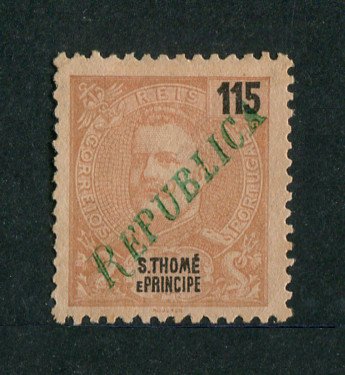 1920 - Afinsa nº 237. D. Carlos I com sobrecarga local REPUBLICA. Selo de 115r novo sem goma como emitido. Em boas condições.