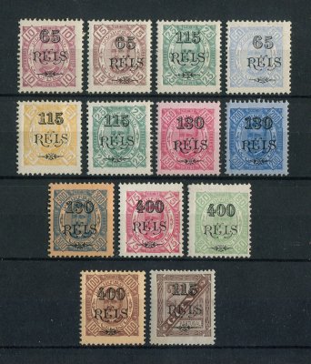 1902 - Afinsa nº 72/84. D. Carlos I com sobretaxa. Série completa nova COM CHARNEIRA (*) e goma original. O nº 84 é em 13 1/2 e os restantes são em 11 1/2. Em boas condições.