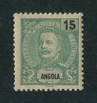 1903 - Afinsa nº 79. D.Carlos I, novas cores e valores. Selo de 15r novo COM CHARNEIRA (*) e goma original. Em boas condições.
