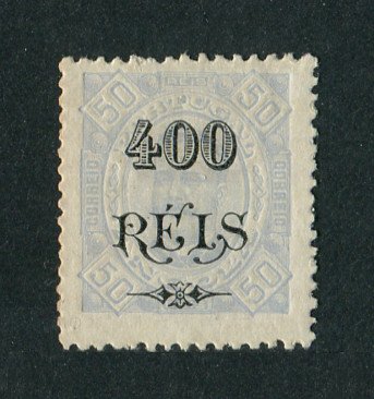 1902 - Afinsa nº 72d. D. Carlos I com sobretaxa. Selo de 400r/50r novo, COM CHARNEIRA (*) e goma original. Denteado 12 1/2, papel pontinhado. Em boas condições.