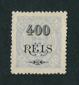 1902 - Afinsa nº 72d. D. Carlos I com sobretaxa. Selo de 400r/50r novo, sem goma. Denteado 12 1/2, papel pontinhado. Em boas condições.