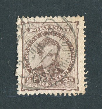 1882/83 - Afinsa nº 57d. D. Luis I de frente. Selo de 25 reis usado. Papel liso, denteado 12 1/2. CARIMBO DE CASTELO BRANCO. Em boas condições.