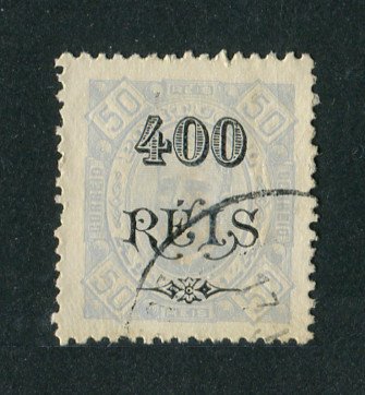 1902 - Afinsa nº 72d. D. Carlos I com sobretaxa. Selo de 400r/50r usado. Denteado 12 1/2, papel pontinhado. Em boas condições.