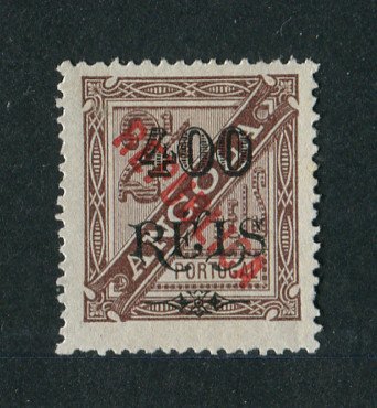1914 - Afinsa nº 175a. D. Carlos I com sobretaxa e sobrecarga local REPUBLICA. Selo de 400r/2 1/2r novo sem goma como emitido (emitido com e sem goma). Denteado 13 1/2. Em boas condições.