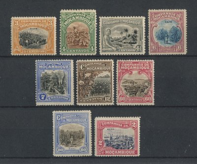 1921 - Afinsa nº 142/150. Motivos locais. Série completa, nova COM CHARNEIRA (*) e goma original. Em boas condições. (LER DESCRIÇÃO)