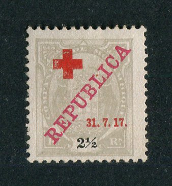 1917 - Afinsa nº 107. Tipo Elefantes com sobrecargas REPUBLICA e CRUZ VERMELHA. Selo de 2 1/2r reis novo, SEM GOMA. Em boas condições.