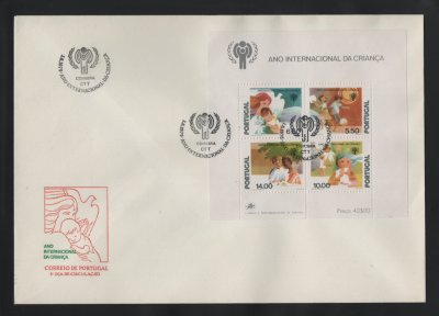1979 - FDC Bloco nº 28. Ano Internacional da Criança. Carimbo de Coimbra. Em boas condições.