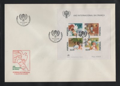 1979 - FDC Bloco nº 28. Ano Internacional da Criança. Carimbo de Ponta Delgada. Em boas condições.