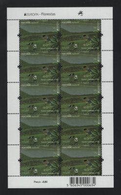 2011 - Folha Miniatura nº 64. Europa - Florestas - Açores. Nova sem charneira. Em boas condições.