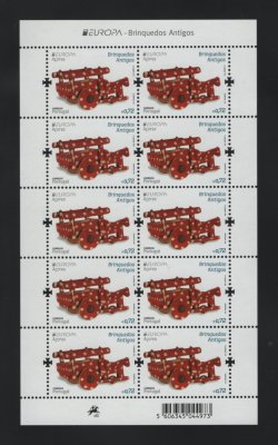 2015 - Folha Miniatura nº 80. Europa - Brinquedos Antigos - Açores. Nova sem charneira. Em boas condições.