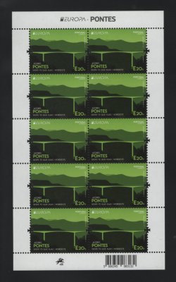 2018 - Folha Miniatura nº 92. Europa - Pontes - Açores. Nova sem charneira. Em boas condições.