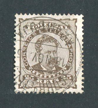 1882/83 - Afinsa nº 57b. D. Luis I de frente. Selo de 25 reis usado. Papel porcelana, denteado 13 1/2. CARIMBO DE AZAMBUJA. Em boas condições.