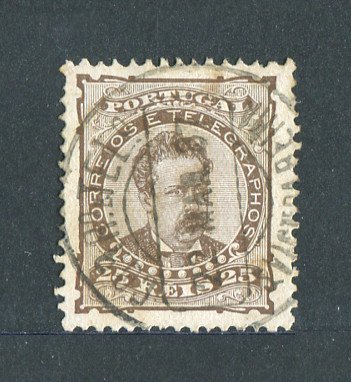 1882/83 - Afinsa nº 57a. D. Luis I de frente. Selo de 25 reis usado. Papel porcelana, denteado 12 1/2. CARIMBO DE S. VICENTE DA BEIRA. Em boas condições.