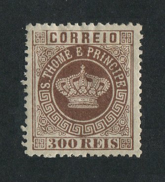 1870 - Afinsa nº 9. Tipo Coroa. Selo de 300 reis novo, COM CHARNEIRA (*) e goma original. Denteado 12 1/2. Em boas condições.