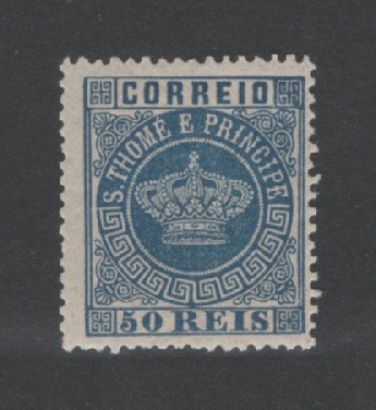 1881 - Afinsa nº 14d. Tipo Coroa. Selo de 50 reis novo, COM CHARNEIRA (*) e goma original. AZUL CLARO. Denteado 13 1/2. Em boas condições.