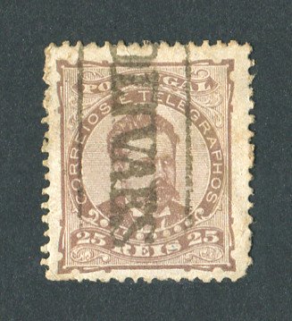 1882/83 - Afinsa nº 57a. D. Luis I de frente. Selo de 25 reis usado. Papel porcelana, denteado 12 1/2. CARIMBO NOMINATIVO - OLIVAES (Olivais). Tem um canto curto.