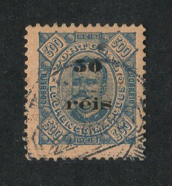 1896 - Afinsa nº 31. D. Carlos com sobretaxa. Selo de 50r/300r USADO. Com CERTIFICADO DE PERITAGEM (CERTIFICATE). Em boas condições.