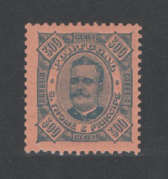 1893 - Afinsa nº 42. D. Carlos I. Selo de 300 reis novo, COM CHARNEIRA (*) e goma original. Em boas condições.