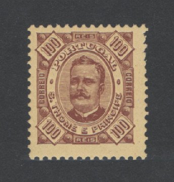 1893 - Afinsa nº 39. D. Carlos I. Selo de 100 reis novo, COM CHARNEIRA (*) e goma original. Em boas condições.