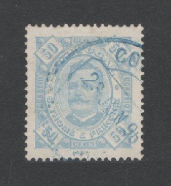 1893 - Afinsa nº 36a. D. Carlos I. Selo de 50 reis USADO. Papel pontinhado, denteado 13 1/2. Em boas condições.