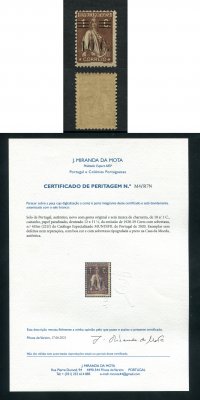 1928 - Afinsa nº 455m. Ceres. Selo de 10c/1c novo SEM CHARNEIRA (**) e com goma original. PAPEL PARAFINADO. Com CERTIFICADO DE PERITAGEM (CERTIFICATE). Em boas condições.