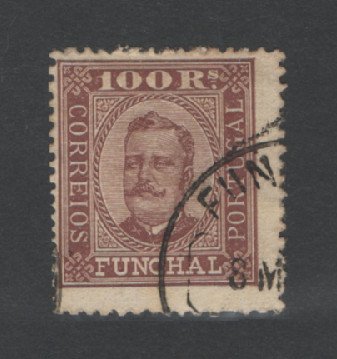 1892 - Afinsa nº 9. D. Carlos I. Selo de 100 reis USADO. Denteado 12 1/2. Em boas condições.