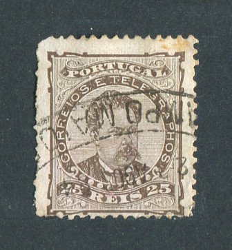 1882/83 - Afinsa nº 57a. D. Luis I de frente. Selo de 25 reis usado. Papel porcelana, denteado 12 1/2. CARIMBO DE CAMPO MAIOR. Tem um denteado irregular.