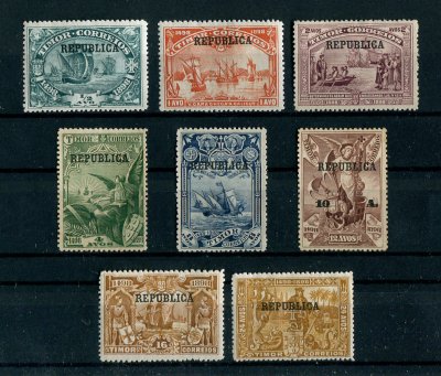 1913 - Afinsa nº 126/133. 4º Centenário...para a India. Série completa nova, SEM GOMA. Em boas condições.