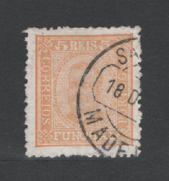 1892 - Afinsa nº 1. D. Carlos I. Selo de 5 reis USADO. Papel porcelana, denteado 12 1/2. Em boas condições.