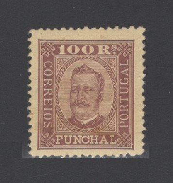 1892 - Afinsa nº 9. D. Carlos I. Selo de 100 reis novo, COM CHARNEIRA (*) e goma original. Denteado 12 1/2. Em boas condições.