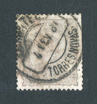 1882/83 - Afinsa nº 57a. D. Luis I de frente. Selo de 25 reis usado. Papel porcelana, denteado 12 1/2. CARIMBO DE TORRES NOVAS. Vários defeitos.