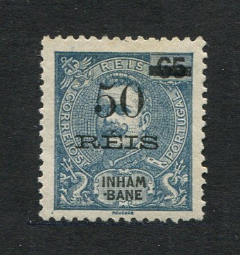 1905 - Afinsa nº 31. D. Carlos I com sobretaxa. Selo de 50r/65r novo sem goma. Em boas condições.