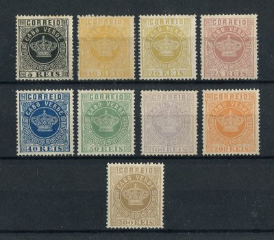1877 - Afinsa nº 1/9. Tipo Coroa. Reimpressões de 1905. Série completa. O selo de 10r tem goma original e sinal de charneira, os restantes não têm goma. Em boas condições.